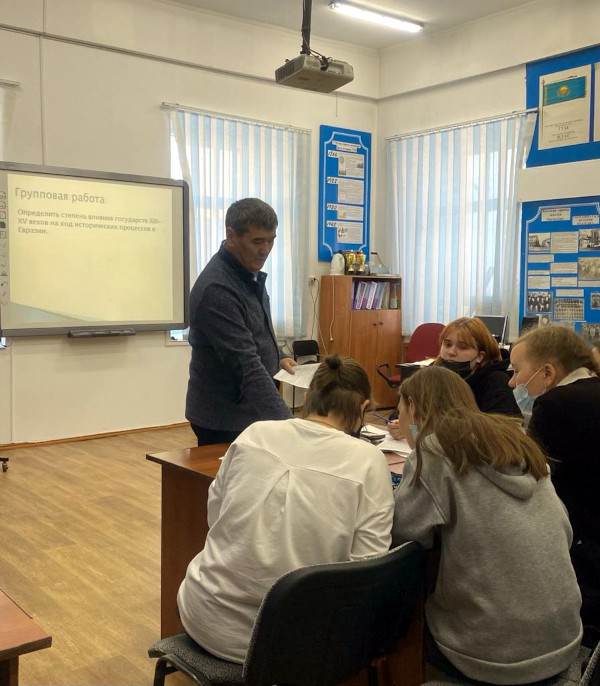 В Гуманитарно-техническом колледже прошла «Панорама открытых уроков», посвященная 30летию Независимости Республики Казахстан