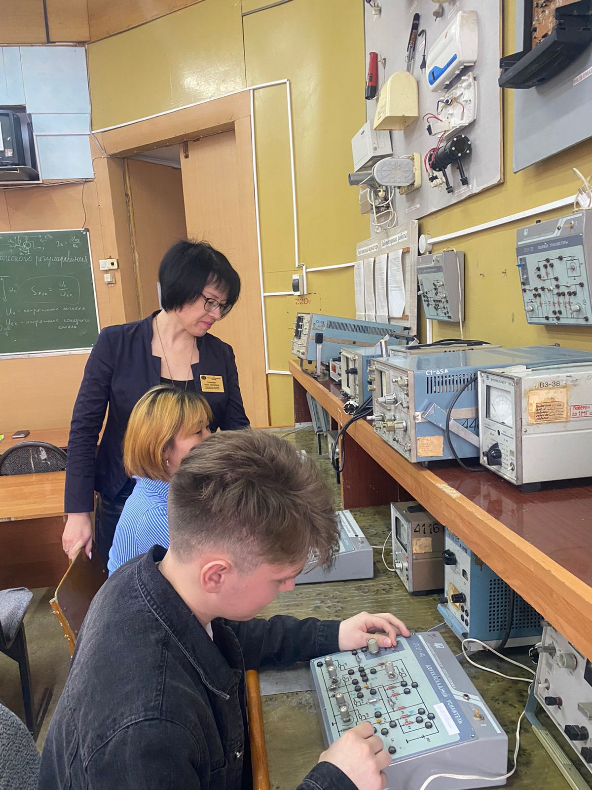 Открытые уроки в рамках Дня работников науки в Республики Казахстан