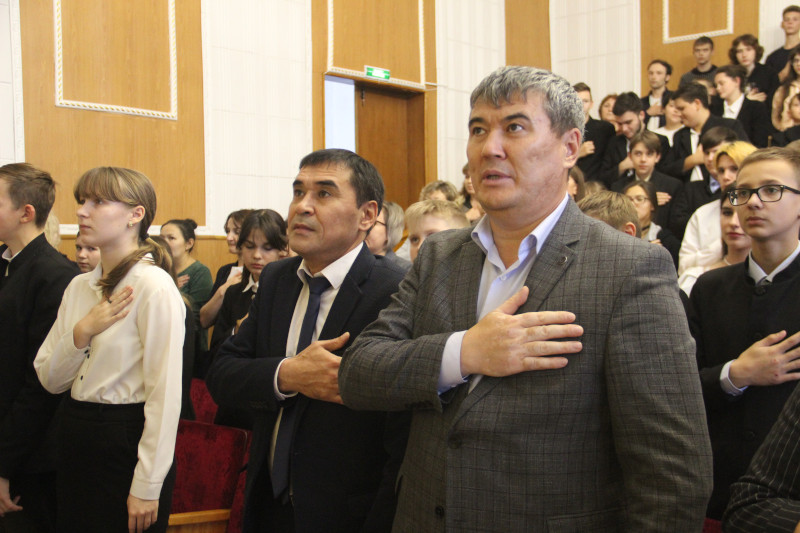 21 октября в актовом зале Гуманитарно-технического колледжа прошло торжественное мероприятие, посвященное Дню Республики Казахстан