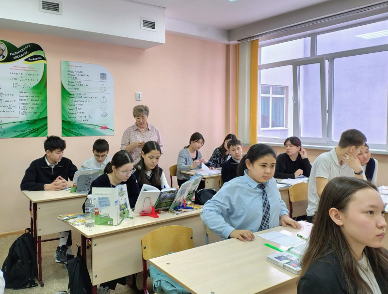 Колледжде кәсіптік бағдар беру жұмысы