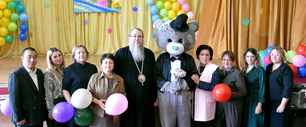 «Бұл мереке сізге қуаныш әкелсін...»