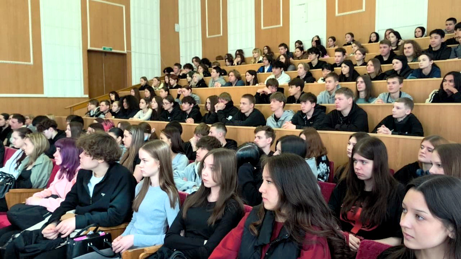 Кураторский час на тему: «Правовая культура молодёжи как основа ответственного гражданства в условиях новой Конституции»