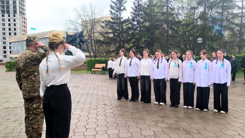 Смотр строя и песни