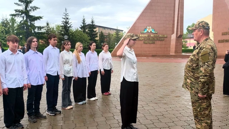 Смотр строя и песни