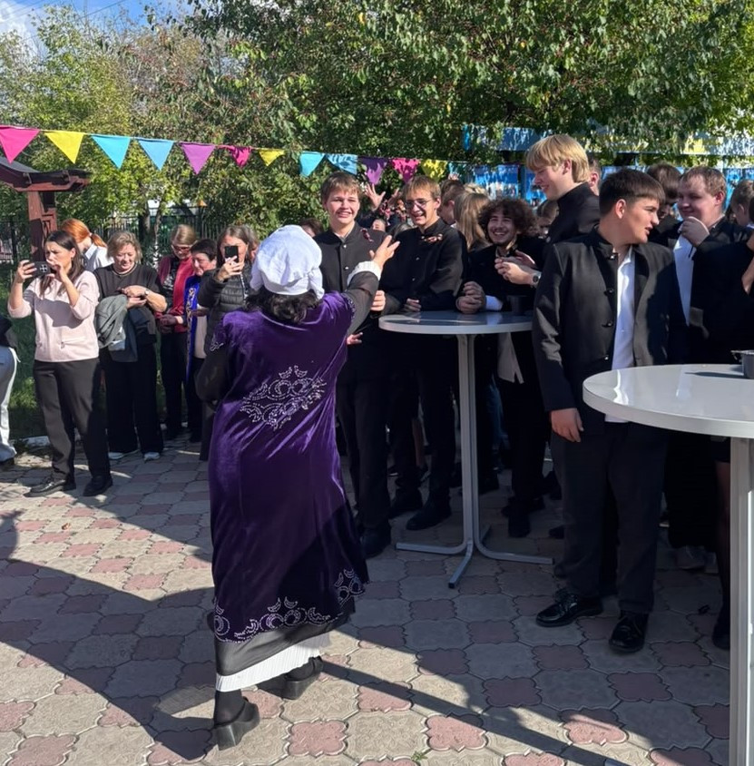 «Тіл — достық белгісі» — Қазақстан халқының тілдері мен мәдениетінің бірлік мерекесі