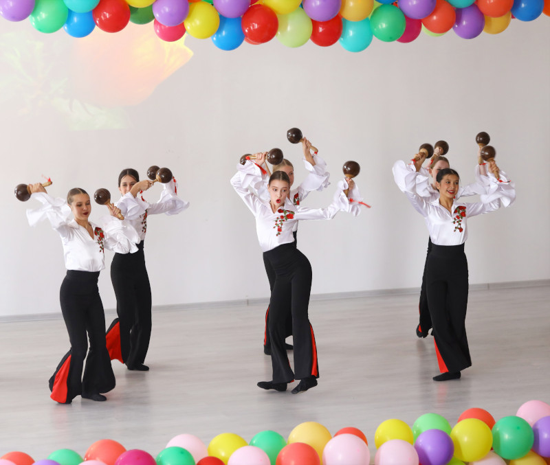 Колледж Ұстаздар күнін салтанатты түрде атап өтті